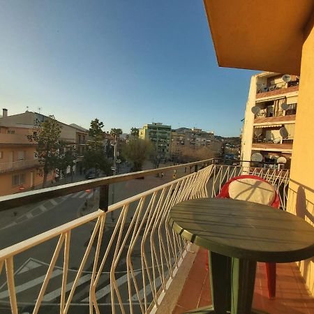 Diana Apartamento Con Terraza Muy Cerca Del Mar Pineda de Mar Zewnętrze zdjęcie