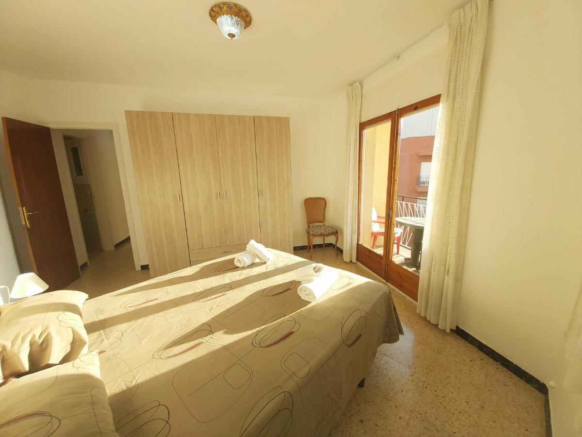 Diana Apartamento Con Terraza Muy Cerca Del Mar Pineda de Mar Zewnętrze zdjęcie