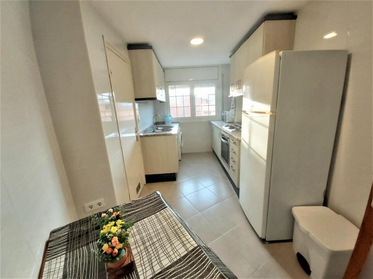 Diana Apartamento Con Terraza Muy Cerca Del Mar Pineda de Mar Zewnętrze zdjęcie