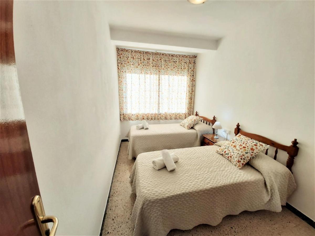 Diana Apartamento Con Terraza Muy Cerca Del Mar Pineda de Mar Zewnętrze zdjęcie